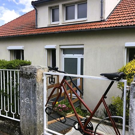 La Pause Velo Gite D'Etape Guéret Exterior foto